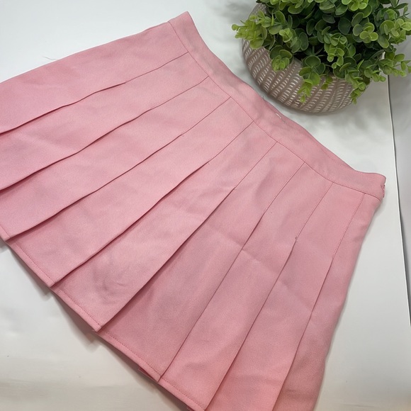 PLEATED PINK SKORT size XL - Picture 8 of 9